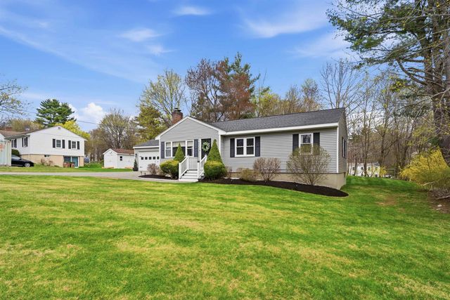 9 Scottsdale Road, Atkinson, NH 03811
