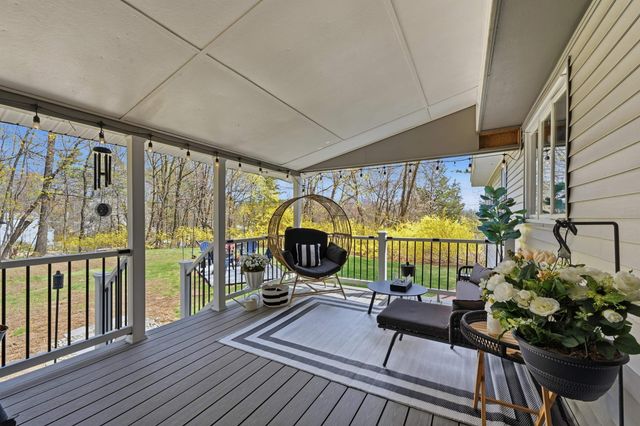 9 Scottsdale Road, Atkinson, NH 03811