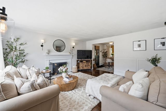 9 Scottsdale Road, Atkinson, NH 03811