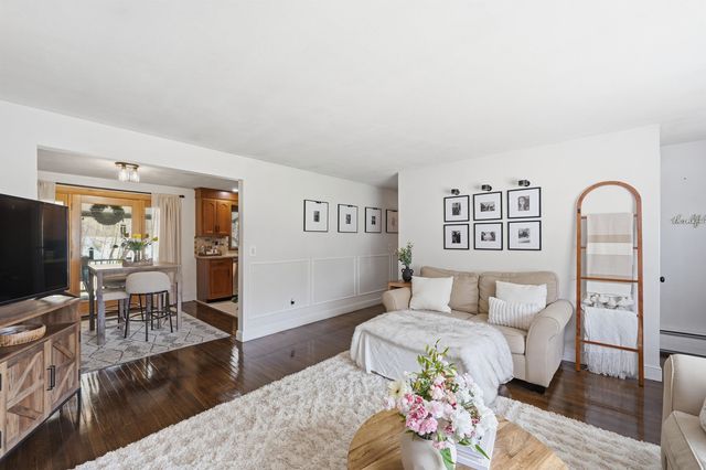 9 Scottsdale Road, Atkinson, NH 03811