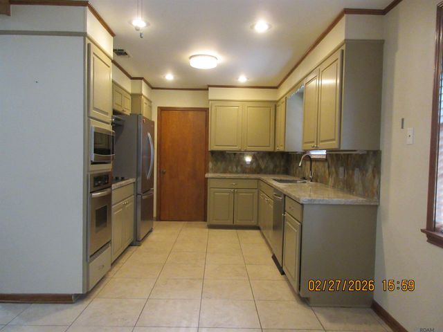 1997 Christian St, Baton Rouge, LA 70808