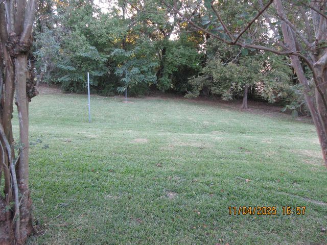 1997 Christian St, Baton Rouge, LA 70808