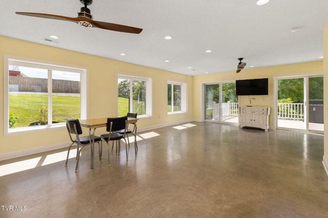 507 Headtown Road, Jonesborough, TN 37659
