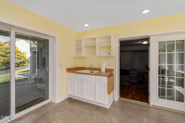 507 Headtown Road, Jonesborough, TN 37659
