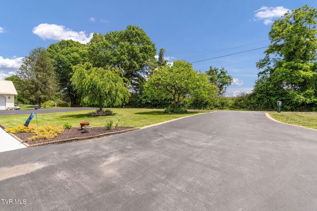 507 Headtown Road, Jonesborough, TN 37659