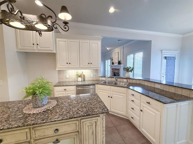 2611 Ashe Creek Drive, Edmond, OK 73034
