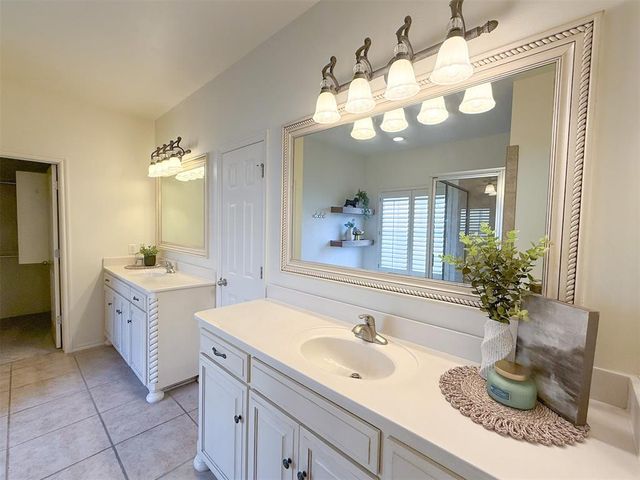2611 Ashe Creek Drive, Edmond, OK 73034