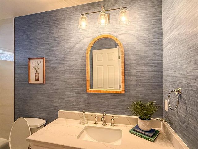 2611 Ashe Creek Drive, Edmond, OK 73034