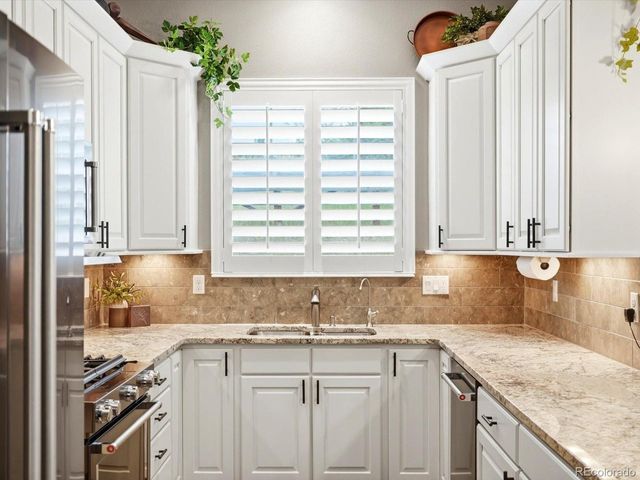 5843 S Van Gordon Ln, Littleton, CO 80127
