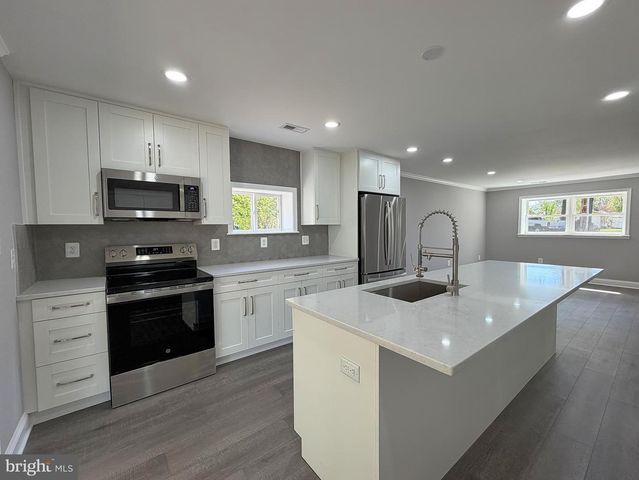1008 HILLTOP RD, Glen Burnie, MD 21060