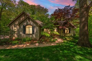 229 Barberry Lane, Valparaiso, IN 46383
