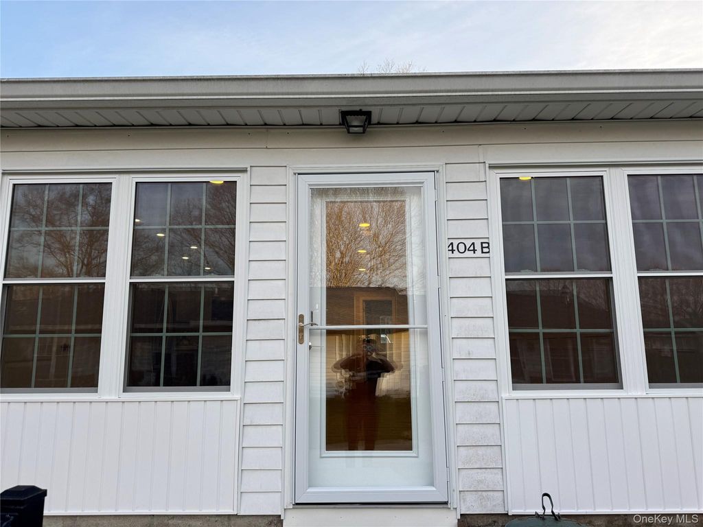 404 Woodbridge Road B, Ridge, NY 11961