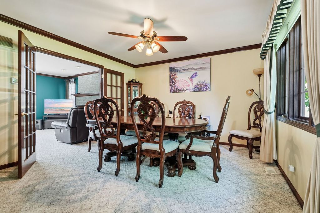 10 S Hampton Court, Crete, IL 60417 — photo 3