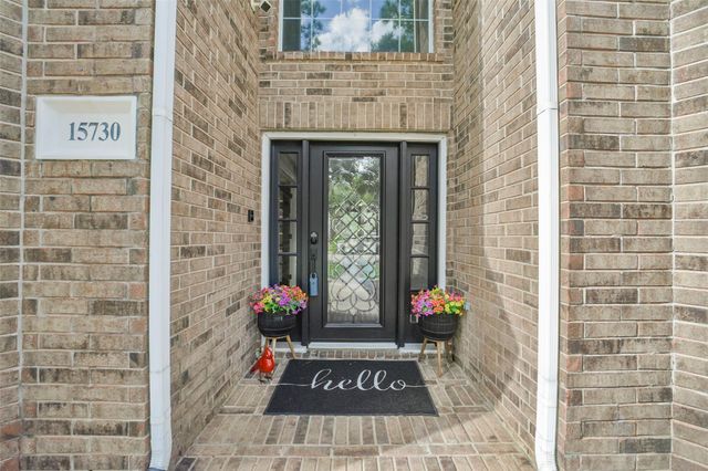 15730 Lake Loop Drive, Cypress, TX 77433