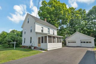 33 Spruce Street, Concord, NH 03301