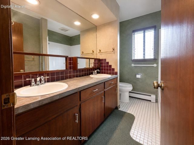 10238 Lafayette Lane, Dimondale, MI 48821