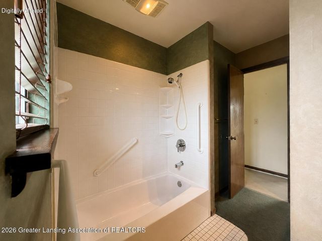10238 Lafayette Lane, Dimondale, MI 48821