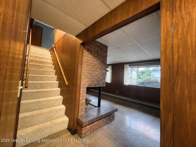 10238 Lafayette Lane, Dimondale, MI 48821