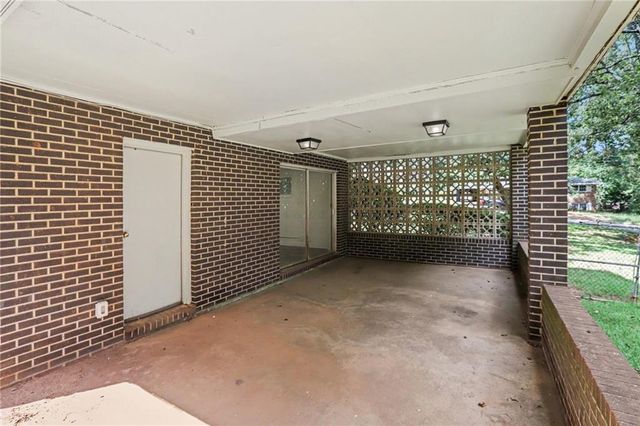 2213 Doris Drive, Decatur, GA 30034