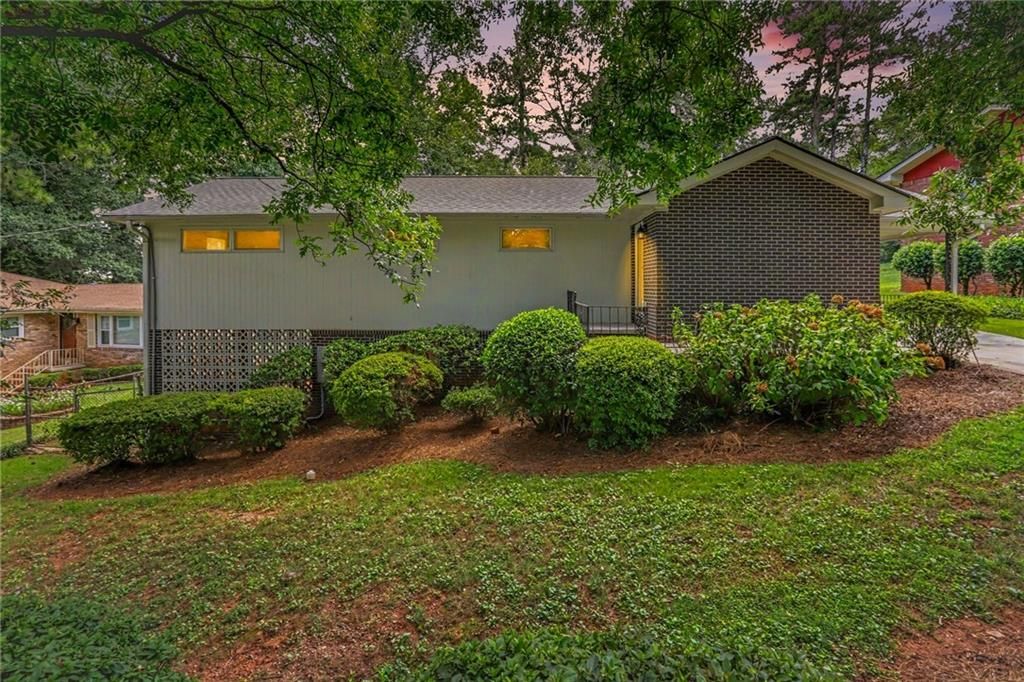 2213 Doris Drive, Decatur, GA 30034