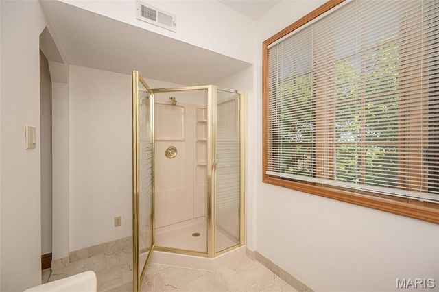 735 River Hills Drive, Fenton, MO 63026