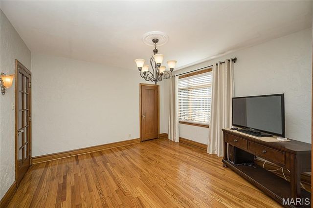 735 River Hills Drive, Fenton, MO 63026