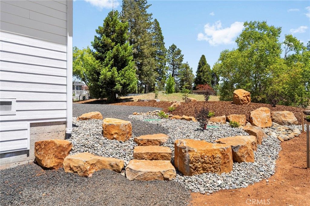 Image 44 of property listing at 1682 Sweetbriar Lane, Paradise, CA 95969