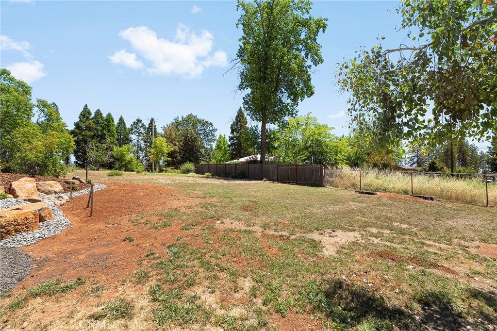 Image 54 of property listing at 1682 Sweetbriar Lane, Paradise, CA 95969