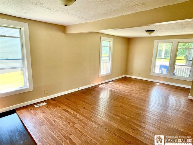 2256 Willard Street Extension, Ellicott, NY 14701