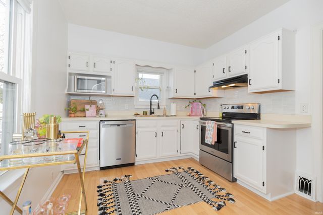 103 S Welworth Avenue, Evansville, IN 47714