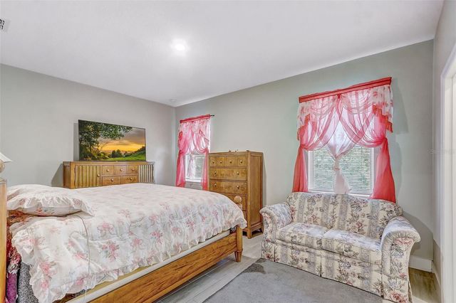 309 E 13TH STREET, Apopka, FL 32703