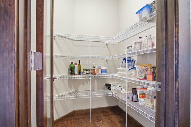 2120 S Selkirk Dr, Spokane Valley, WA 99016