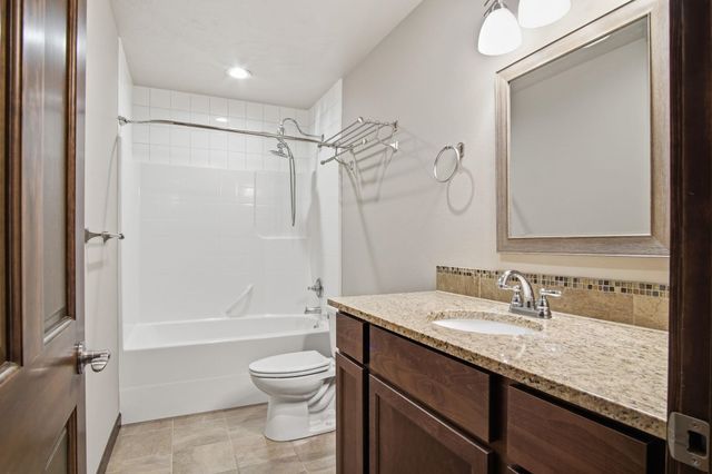 2120 S Selkirk Dr, Spokane Valley, WA 99016