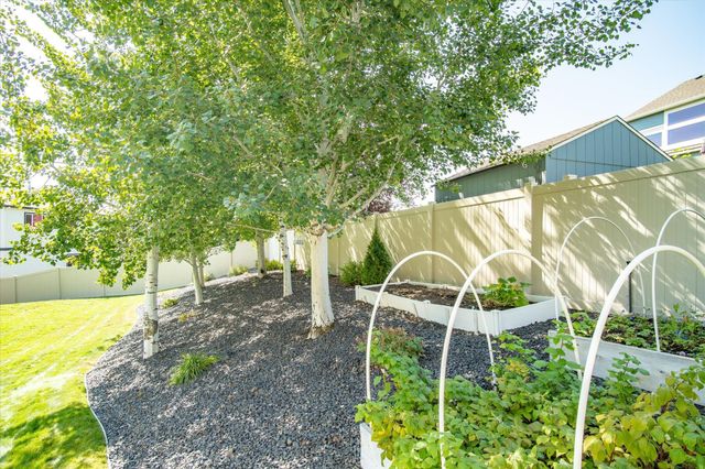 2120 S Selkirk Dr, Spokane Valley, WA 99016