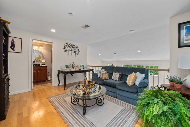 16 Hayloft Lane 16, Marshfield, MA 02050