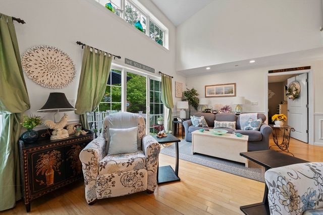 16 Hayloft Lane 16, Marshfield, MA 02050