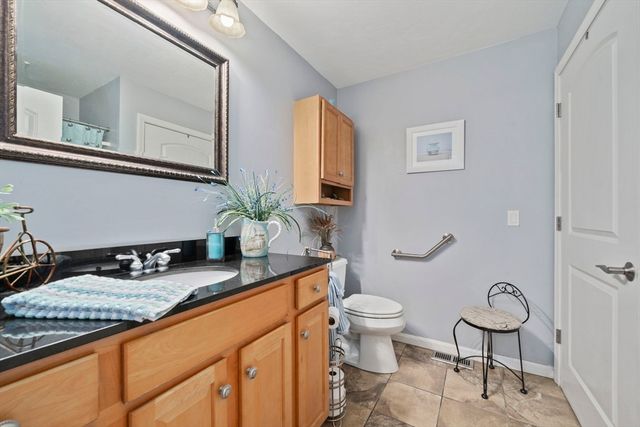 16 Hayloft Lane 16, Marshfield, MA 02050