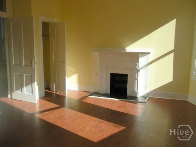 516B E Bolton Street, Savannah, GA 31401