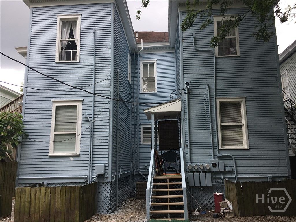 Image 9 of property listing at 516B E Bolton Street, Savannah, GA 31401