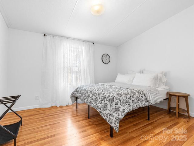 46 Misty Ridge Lane, Leicester, NC 28748