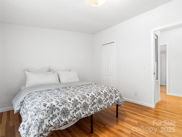 46 Misty Ridge Lane, Leicester, NC 28748