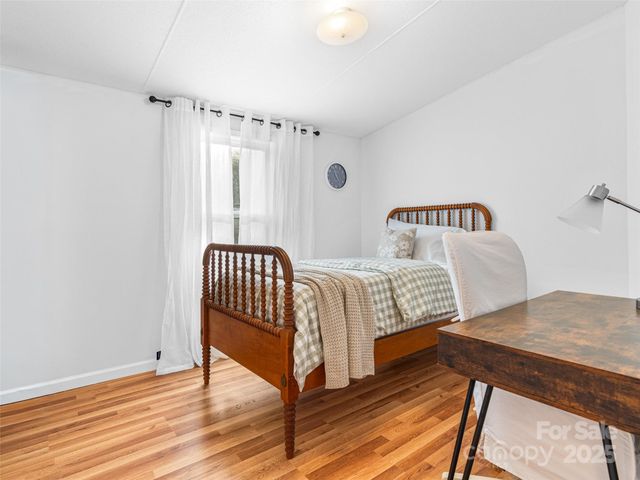 46 Misty Ridge Lane, Leicester, NC 28748