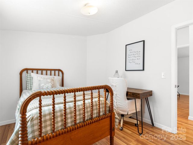 46 Misty Ridge Lane, Leicester, NC 28748