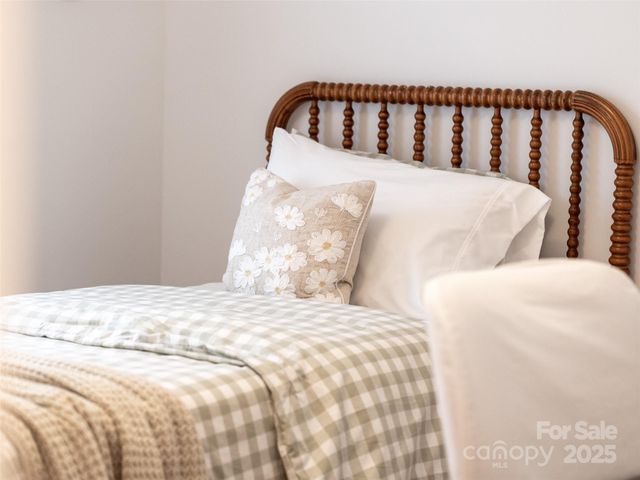 46 Misty Ridge Lane, Leicester, NC 28748