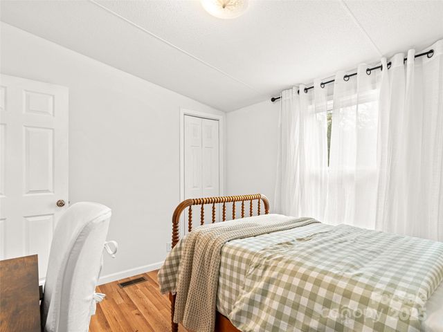 46 Misty Ridge Lane, Leicester, NC 28748