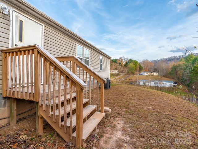 46 Misty Ridge Lane, Leicester, NC 28748