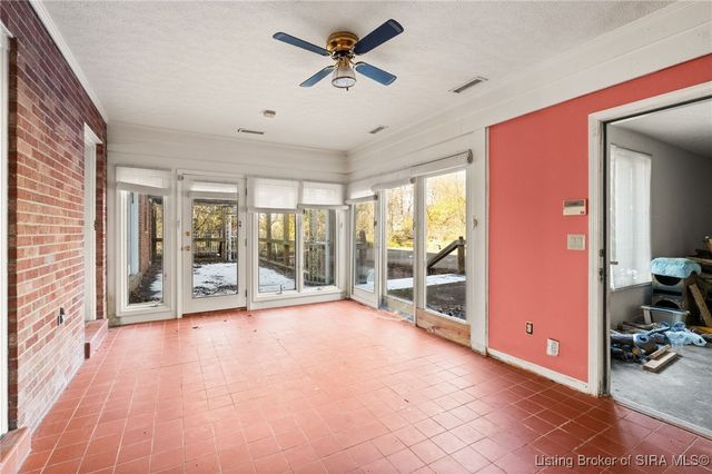 6810 Appleleaf Lane, Sellersburg, IN 47172