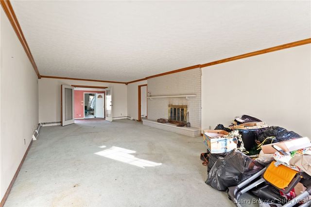 6810 Appleleaf Lane, Sellersburg, IN 47172