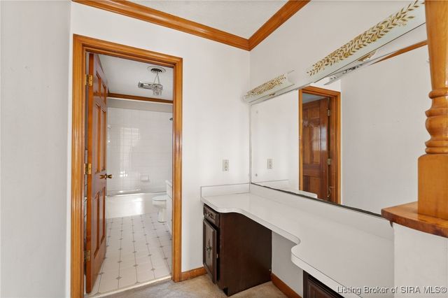 6810 Appleleaf Lane, Sellersburg, IN 47172