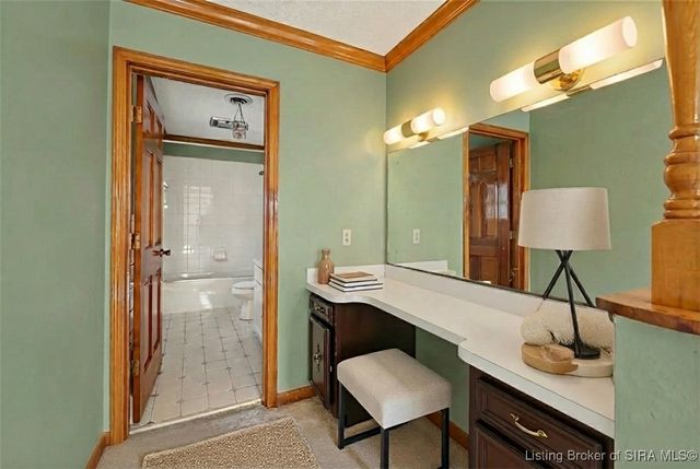 6810 Appleleaf Lane, Sellersburg, IN 47172